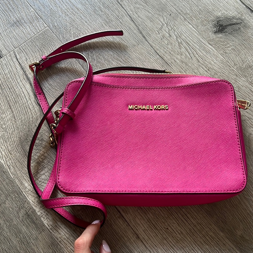 COPY - Michael Kors Pink Cross Body